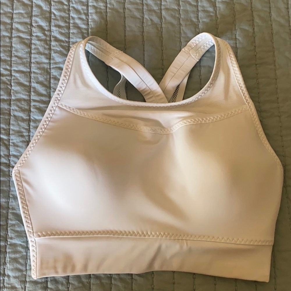 NWOT Athleta Gigi HighNeck Sports Bra 32D/DD/30DDD